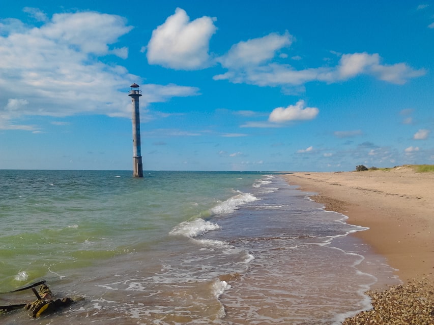 Ultimate Saaremaa Travel Guide 20 Kiipsaare lighthouse saaremaa estonia